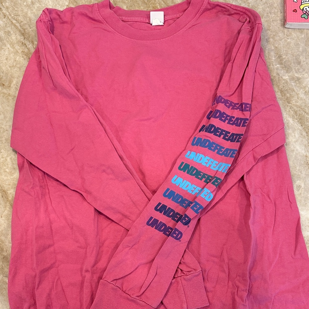 Undefeated Long Sleeve Tee Mediun